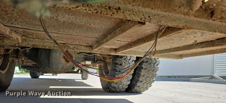 image for item DT6877 1985 Chevrolet C70 tank truck