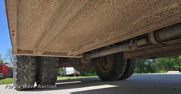 image for item DT6877 1985 Chevrolet C70 tank truck