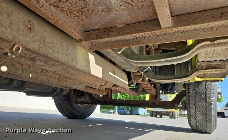 image for item DT6877 1985 Chevrolet C70 tank truck