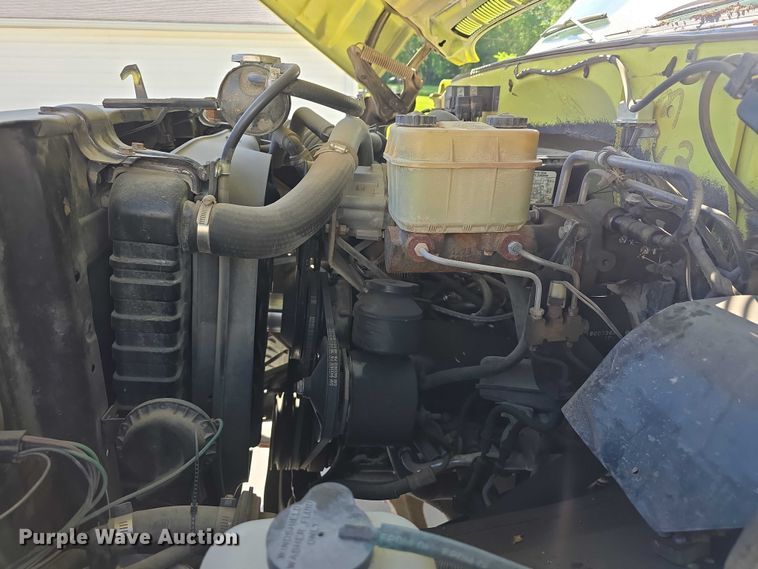 image for item DT6877 1985 Chevrolet C70 tank truck