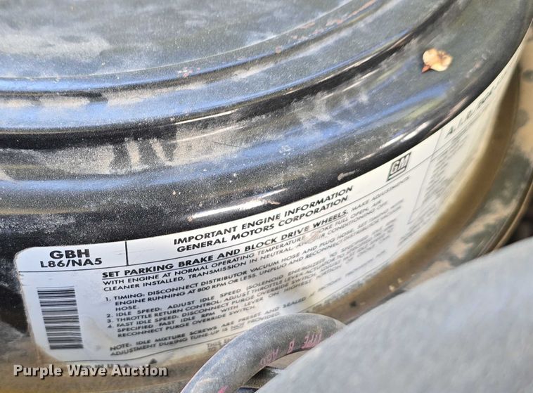 image for item DT6877 1985 Chevrolet C70 tank truck