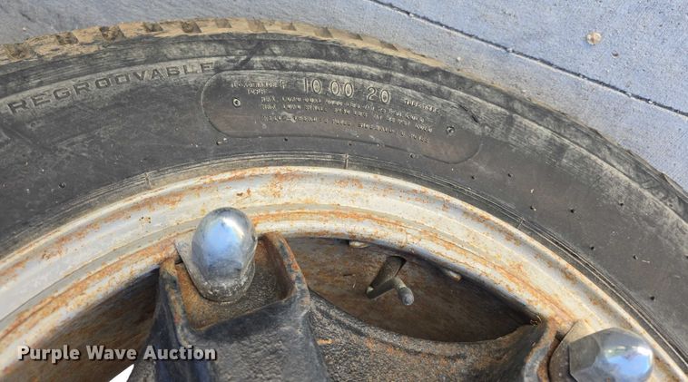 image for item DT6877 1985 Chevrolet C70 tank truck