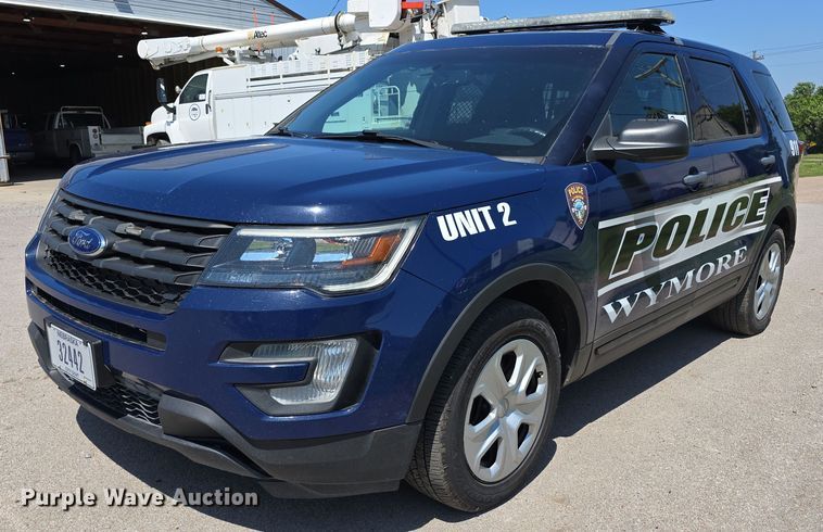 image for item DT6896 2017 Ford Explorer Police Interceptor SUV