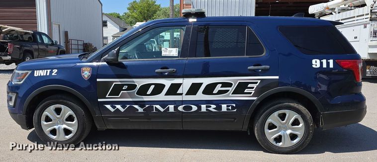 image for item DT6896 2017 Ford Explorer Police Interceptor SUV