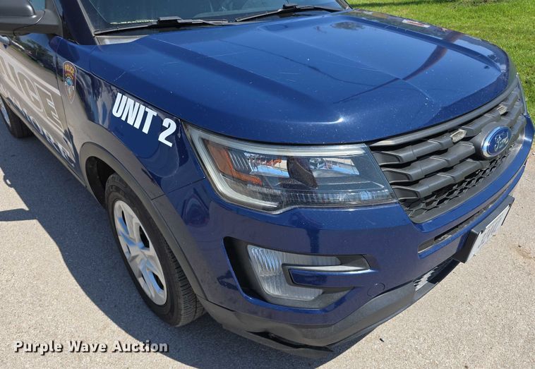 image for item DT6896 2017 Ford Explorer Police Interceptor SUV