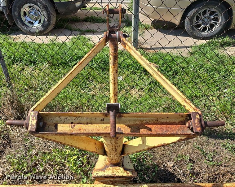 image for item DT6898 Ford 785 blade