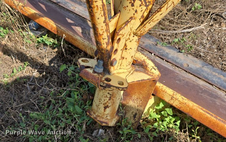 image for item DT6898 Ford 785 blade