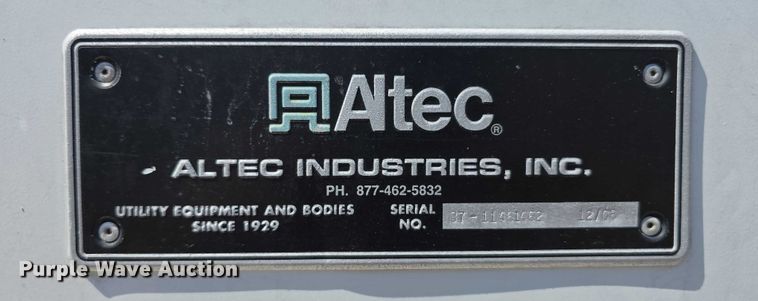 image for item DT6899 2009 Chevrolet C8500 bucket truck