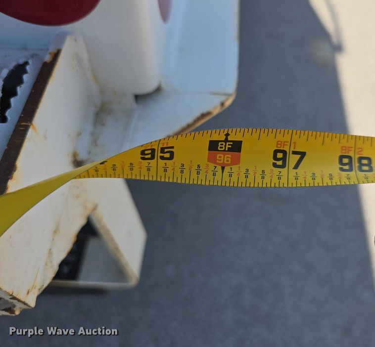 image for item DT6899 2009 Chevrolet C8500 bucket truck