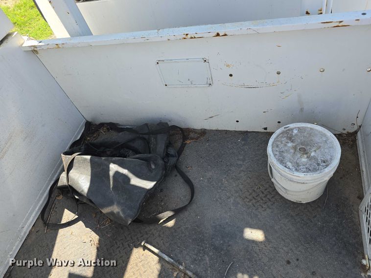 image for item DT6899 2009 Chevrolet C8500 bucket truck