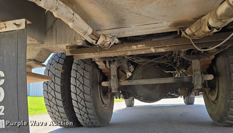 image for item DT6899 2009 Chevrolet C8500 bucket truck