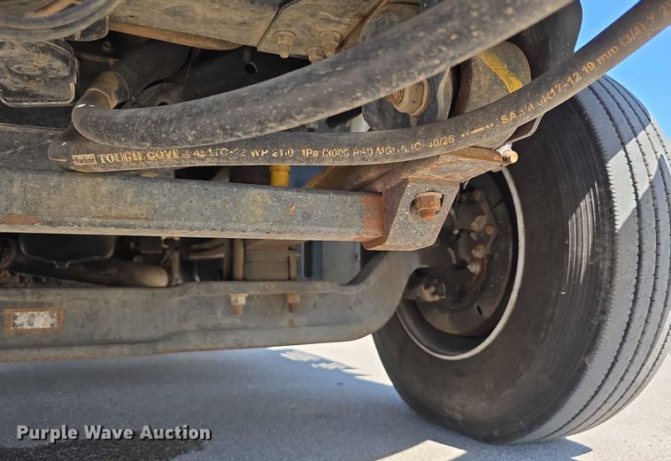 image for item DT6899 2009 Chevrolet C8500 bucket truck