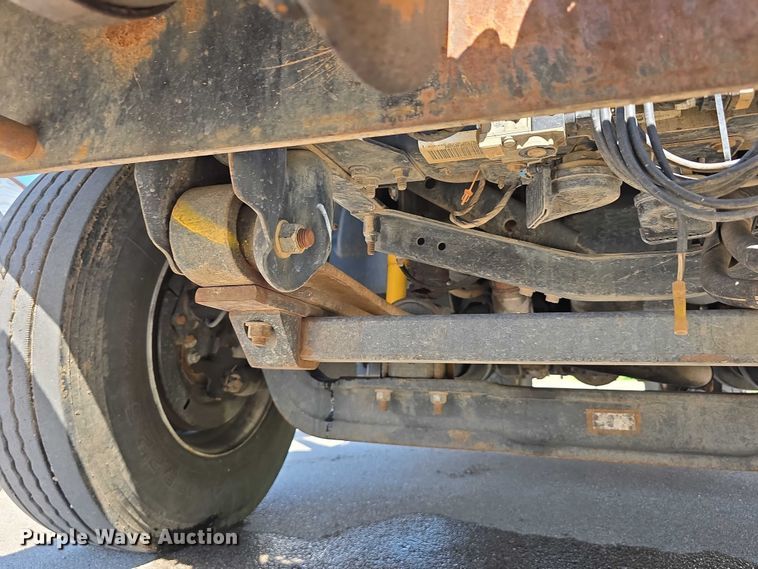 image for item DT6899 2009 Chevrolet C8500 bucket truck