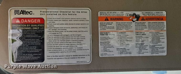 image for item DT6899 2009 Chevrolet C8500 bucket truck