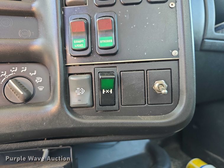 image for item DT6899 2009 Chevrolet C8500 bucket truck