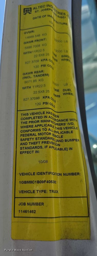 image for item DT6899 2009 Chevrolet C8500 bucket truck