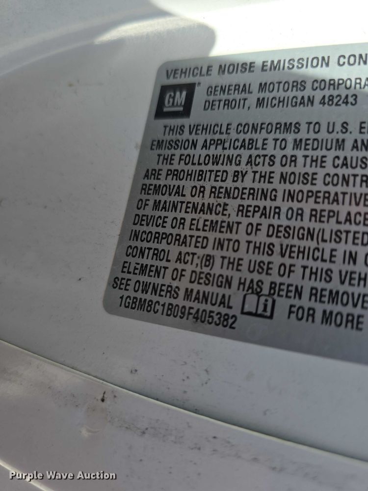 image for item DT6899 2009 Chevrolet C8500 bucket truck