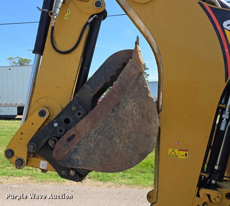 image for item DT6900 2006 Caterpillar 416E backhoe