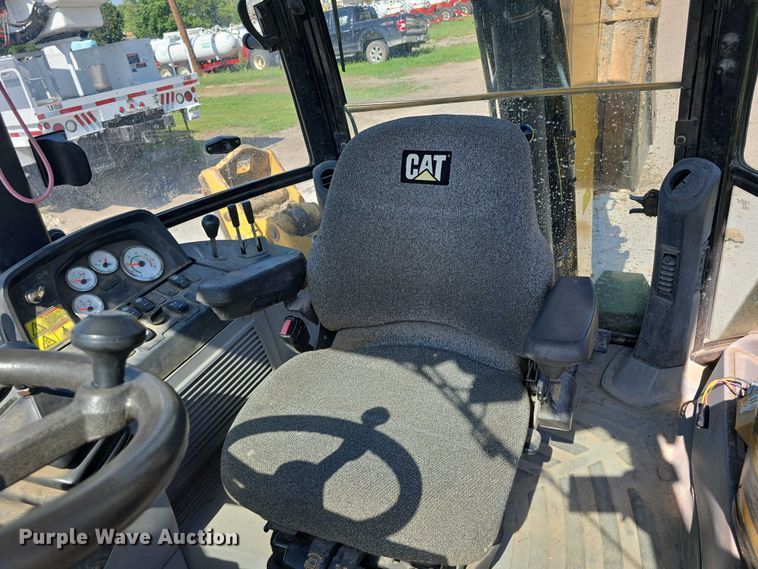 image for item DT6900 2006 Caterpillar 416E backhoe