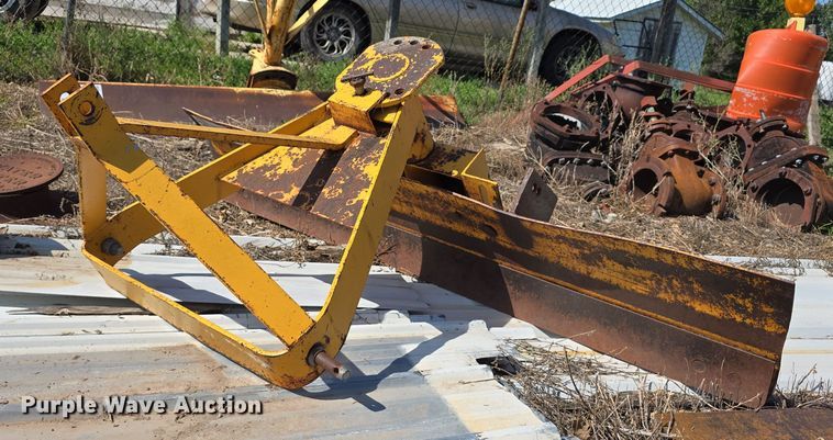 image for item DT6901 Southeast Manufacturing blade