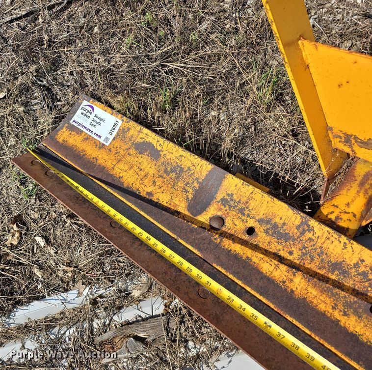 image for item DT6901 Southeast Manufacturing blade