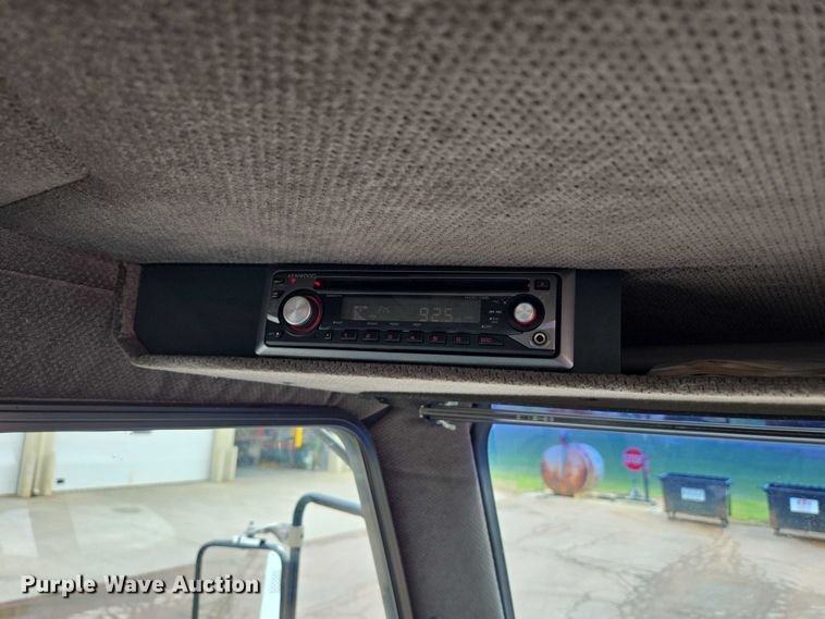 image for item DT7178 2007 Allianz Johnston 3000 street sweeper