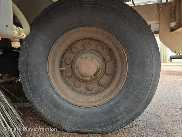 image for item DT7178 2007 Allianz Johnston 3000 street sweeper