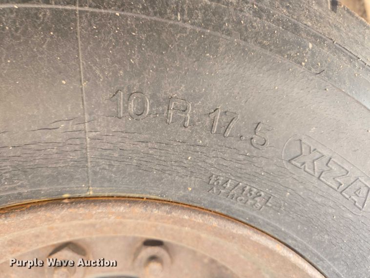 image for item DT7178 2007 Allianz Johnston 3000 street sweeper