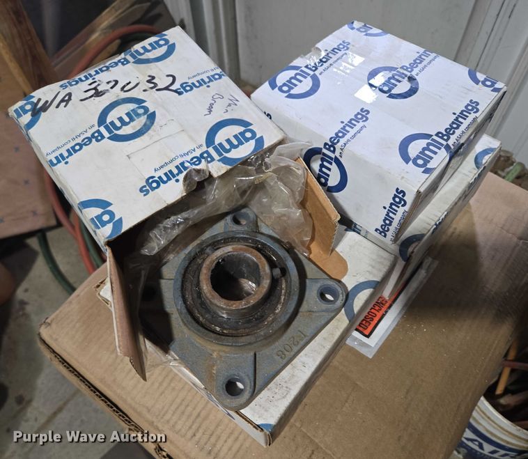 image for item DT7178 2007 Allianz Johnston 3000 street sweeper