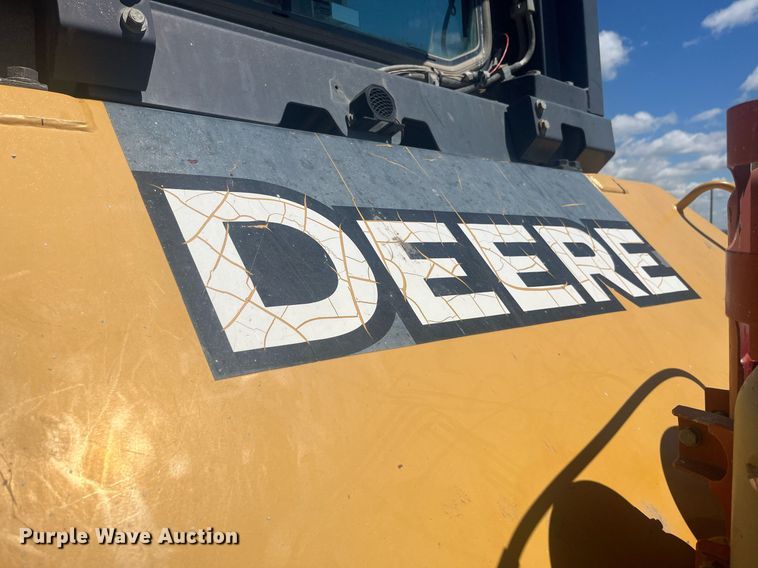 image for item DT7190 2008 John Deere 950J dozer