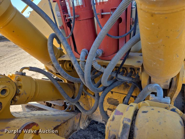 image for item DT7190 2008 John Deere 950J dozer