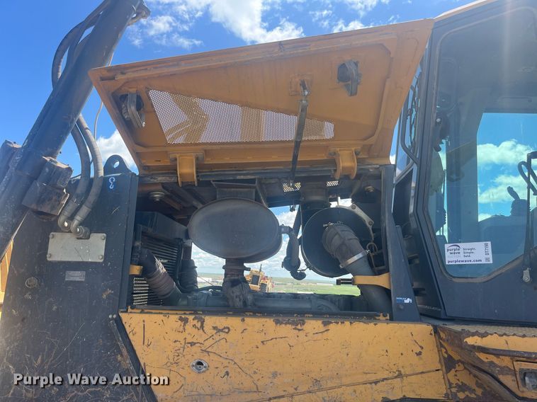 image for item DT7190 2008 John Deere 950J dozer