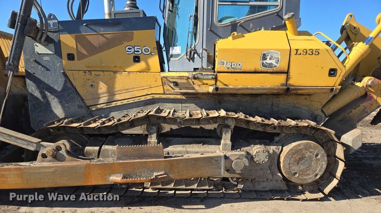 image for item DT7190 2008 John Deere 950J dozer