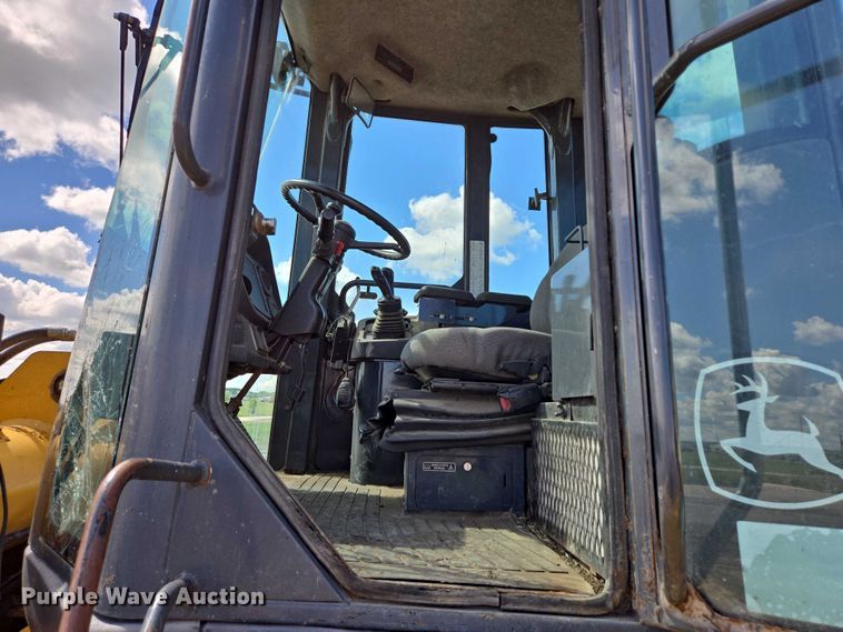 image for item DT7192 2008 John Deere 624J High Lift wheel loader