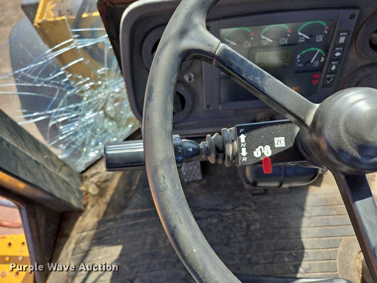 image for item DT7192 2008 John Deere 624J High Lift wheel loader