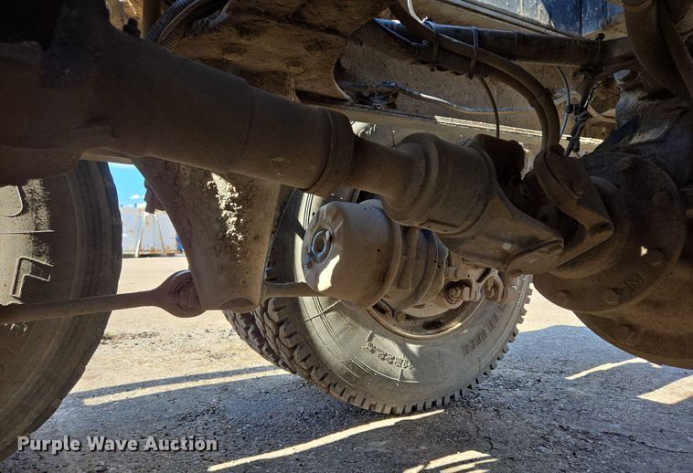 image for item DT7193 2013 Freightliner Business Class M2 roll-off container truck