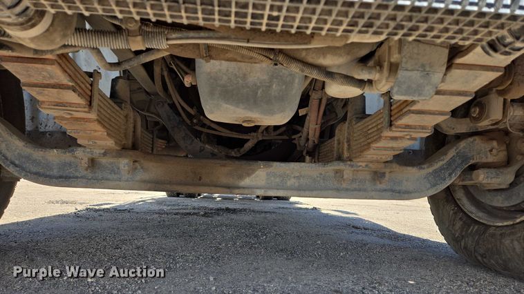 image for item DT7193 2013 Freightliner Business Class M2 roll-off container truck