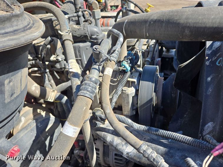 image for item DT7193 2013 Freightliner Business Class M2 roll-off container truck