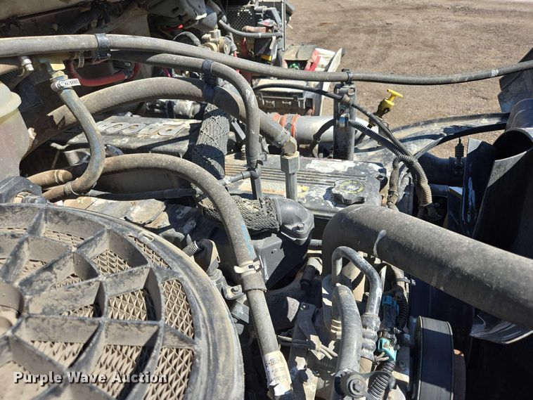 image for item DT7193 2013 Freightliner Business Class M2 roll-off container truck