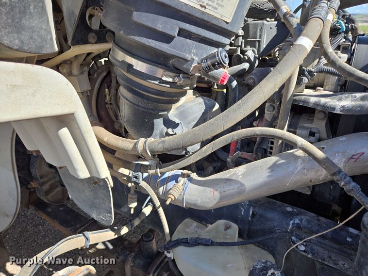 image for item DT7193 2013 Freightliner Business Class M2 roll-off container truck