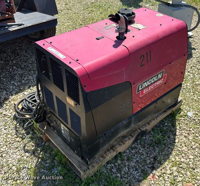 image for item DU9021 Lincoln Electric Ranger GXT welder/generator