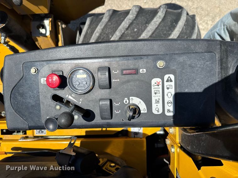 image for item DU9030 2019 Hustler Super 104 ZTR lawn mower