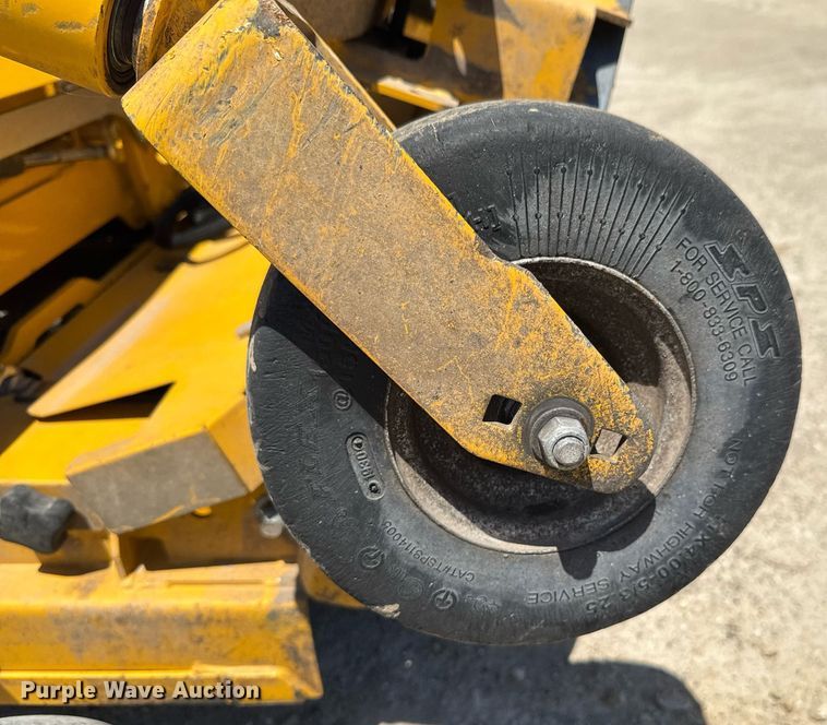 image for item DU9030 2019 Hustler Super 104 ZTR lawn mower