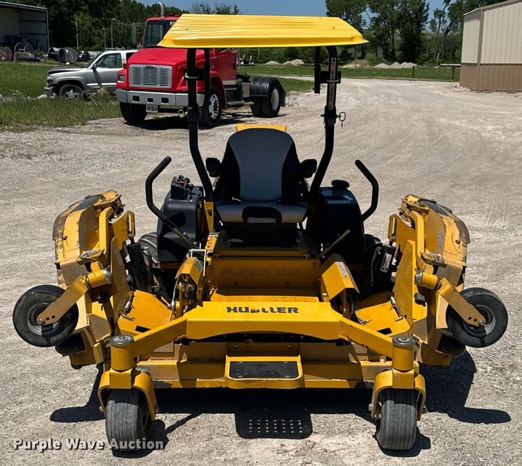 image for item DU9031 2016 Hustler Super 104 ZTR lawn mower