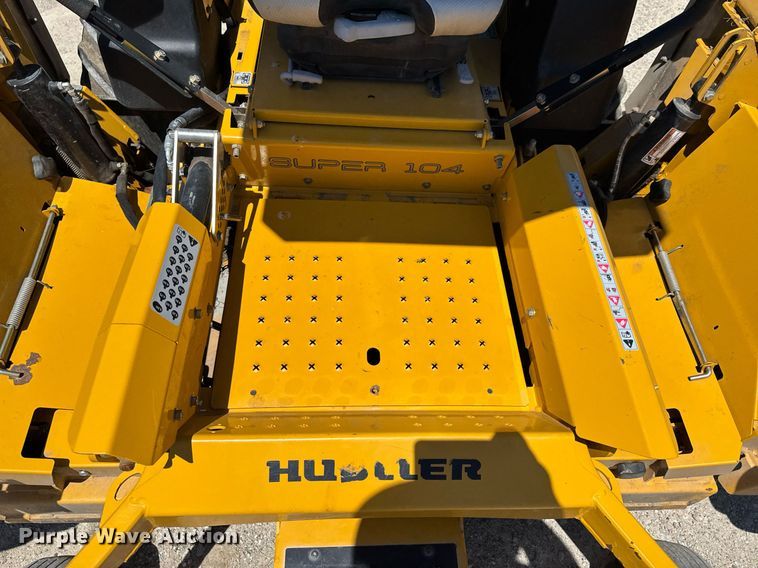 image for item DU9031 2016 Hustler Super 104 ZTR lawn mower
