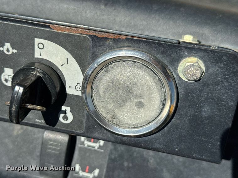 image for item DU9031 2016 Hustler Super 104 ZTR lawn mower