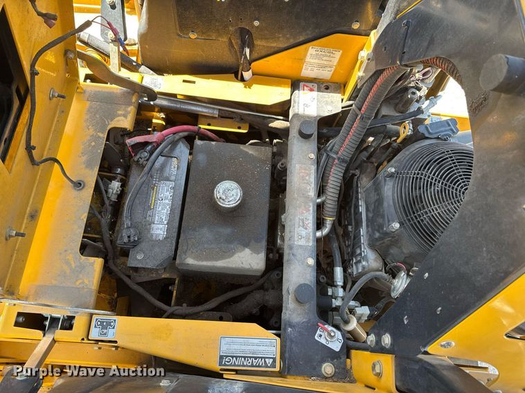 image for item DU9031 2016 Hustler Super 104 ZTR lawn mower