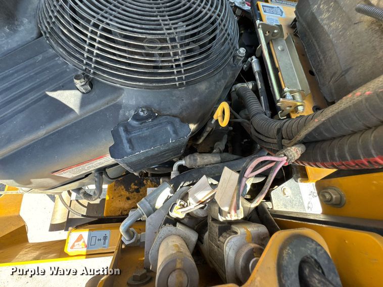 image for item DU9031 2016 Hustler Super 104 ZTR lawn mower