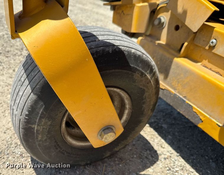 image for item DU9031 2016 Hustler Super 104 ZTR lawn mower