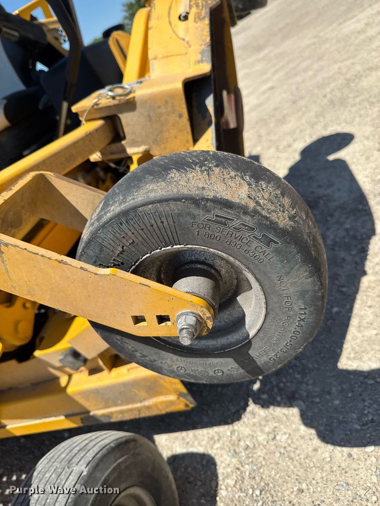 image for item DU9031 2016 Hustler Super 104 ZTR lawn mower